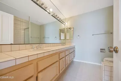 5490 Wembly Avenue, Oak Park, CA 91377 - Photo 22
