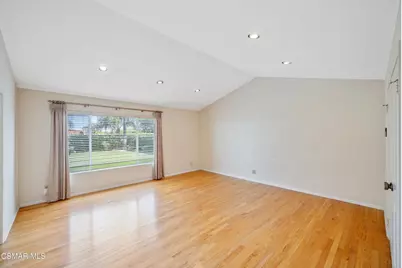 5490 Wembly Avenue, Oak Park, CA 91377 - Photo 24