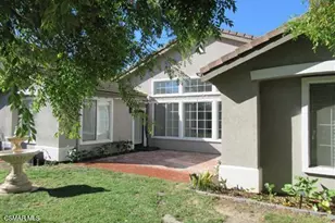 986 Lincoln Ct, Simi Valley, CA 93065 - Photo 2