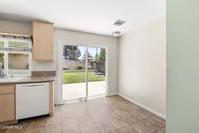 650 Hacienda Drive, Camarillo, CA 93012 - Photo 8