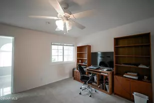 11642 Blossomwood Ct, Moorpark, CA 93021 - Photo 22