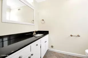 27987 Urbandale Ave, Saugus, CA 91350 - Photo 20