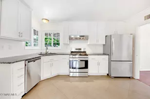 27987 Urbandale Ave, Saugus, CA 91350 - Photo 6