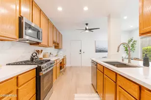 530 Sonata Way, Simi Valley, CA 93065 - Photo 14