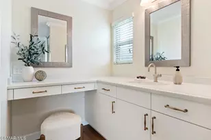 25336 Village 25, Camarillo, CA 93012 - Photo 18