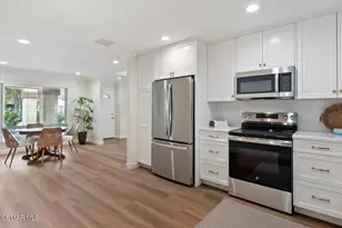 25336 Village 25, Camarillo, CA 93012 - Photo 12