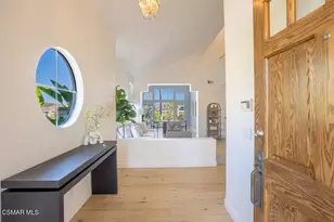 591 Hawks Bill Pl, Simi Valley, CA 93065 - Photo 2