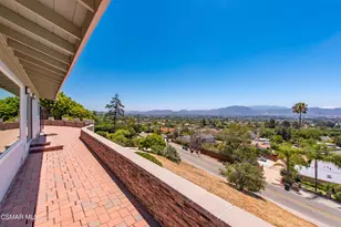 315 N Loop Dr, Camarillo, CA 93010 - Photo 36