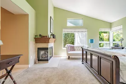 776 Holbertson Court, Simi Valley, CA 93065 - Photo 40