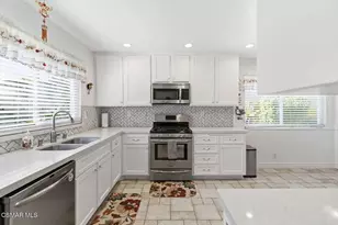 497 Mark Dr, Simi Valley, CA 93065 - Photo 4