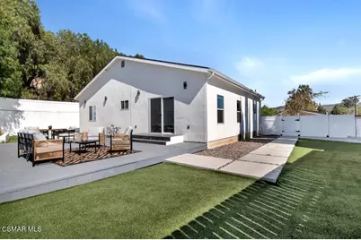 955 Brossard Drive, Thousand Oaks, CA 91360 - Photo 2