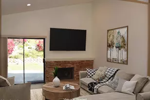 2462 Rikkard Dr, Thousand Oaks, CA 91362 - Photo 4