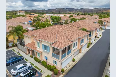 2919 Estilita Way #D, Simi Valley, CA 93063 - Photo 2