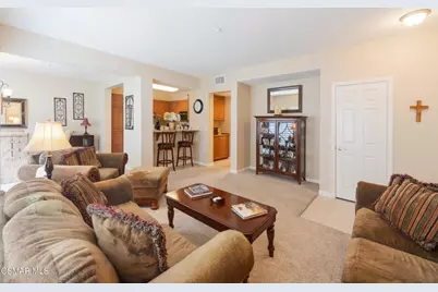 477 Country Club Drive #218, Simi Valley, CA 93065 - Photo 6