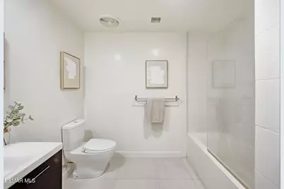 5016 Bakman Avenue #104, North Hollywood, CA 91601 - Photo 32