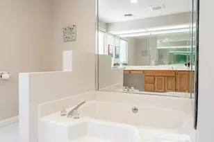 1614 Bonnie Ct, Simi Valley, CA 93065 - Photo 32