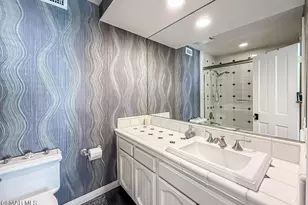 4695 Club View Dr, Westlake Village, CA 91362 - Photo 20