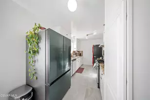 20428 Roscoe Blvd, Winnetka, CA 91306 - Photo 12