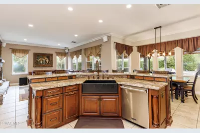 3261 Indian Creek Place, Simi Valley, CA 93063 - Photo 18