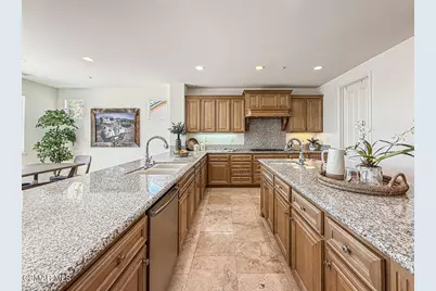 3401 Deep Waters Court, Simi Valley, CA 93065 - Photo 20
