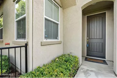 1570 Silver Shadow Drive, Newbury Park, CA 91320 - Photo 4