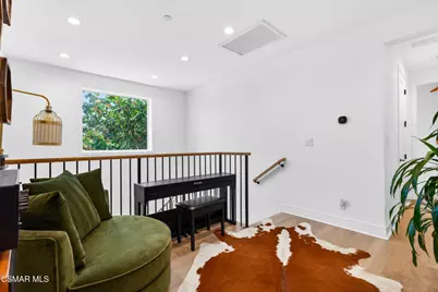 1135 N Commonwealth Avenue, Los Angeles, CA 90029 - Photo 16