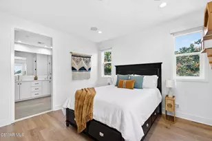 1135 N Commonwealth Ave, Los Angeles, CA 90029 - Photo 18