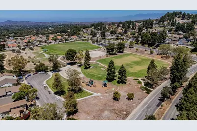 3142 Rikkard Drive, Thousand Oaks, CA 91362 - Photo 38