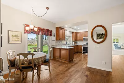 6708 Lafayette Court, Moorpark, CA 93021 - Photo 8