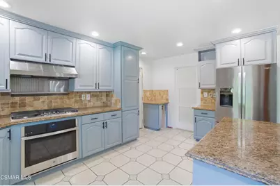 2183 E Chesterton Street, Simi Valley, CA 93065 - Photo 30