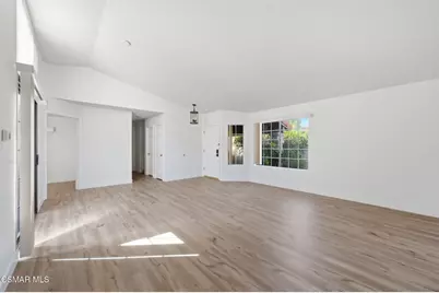 802 Congressional Road, Simi Valley, CA 93065 - Photo 10