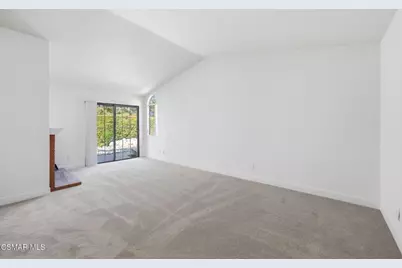 802 Congressional Road, Simi Valley, CA 93065 - Photo 16