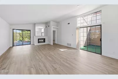 802 Congressional Road, Simi Valley, CA 93065 - Photo 8