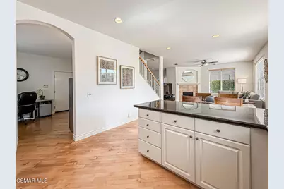 442 Fallbrook Avenue, Thousand Oaks, CA 91320 - Photo 18