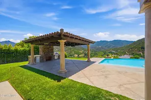 82 Queen's Garden Dr, Westlake Village, CA 91361 - Photo 24