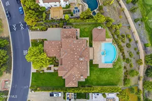 82 Queen's Garden Dr, Westlake Village, CA 91361 - Photo 4