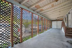 23777 Mulholland Hwy, Calabasas, CA 91302 - Photo 44