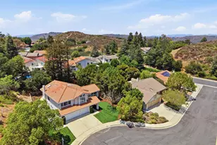 2007 Simsbury Ct, Thousand Oaks, CA 91360 - Photo 40