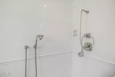 5032 Pathfinder Avenue, Oak Park, CA 91377 - Photo 28