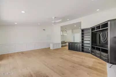 5032 Pathfinder Avenue, Oak Park, CA 91377 - Photo 16
