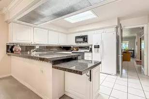1305 Lakewood Ct, Westlake Village, CA 91361 - Photo 6