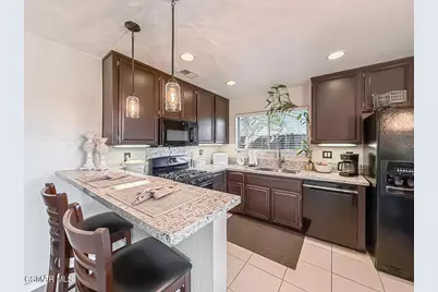 36772 Petra Drive, Palmdale, CA 93550 - Photo 12