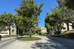 688 Indian Oak Ln, Oak Park, CA 91377 - Photo 1