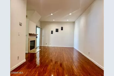 688 Indian Oak Lane #107, Oak Park, CA 91377 - Photo 6