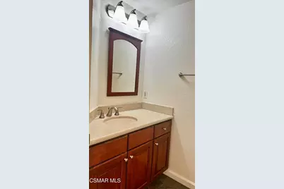 688 Indian Oak Lane #107, Oak Park, CA 91377 - Photo 10
