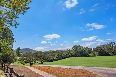 1527 N View Drive, Westlake Village, CA 91362 - Photo 2