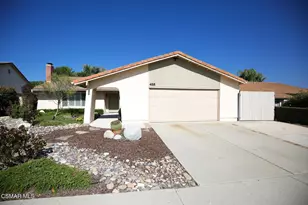 458 Mark Dr, Simi Valley, CA 93065 - Photo 2