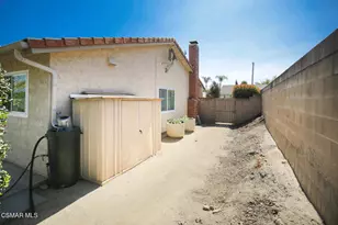 458 Mark Dr, Simi Valley, CA 93065 - Photo 36