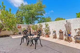 218 Mariposa Dr, Newbury Park, CA 91320 - Photo 36