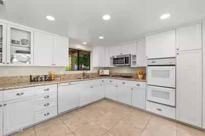 218 Mariposa Drive, Newbury Park, CA 91320 - Photo 16
